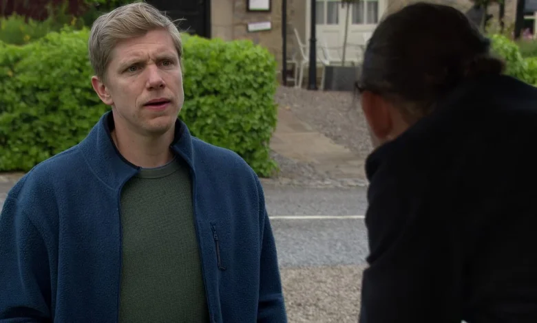 5 Emmerdale spoilers for next week: Flash-forward mystery and Robert confronts Kev