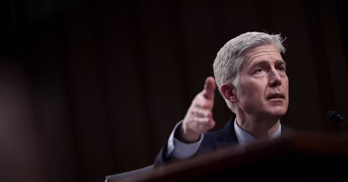 A Fractured Supreme Court Plucks a Death-Row Defendant From Harm
