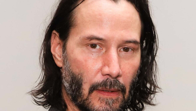 A chef made Keanu Reeves wait in line, then called him Sean Connery. He came back 23 years later.