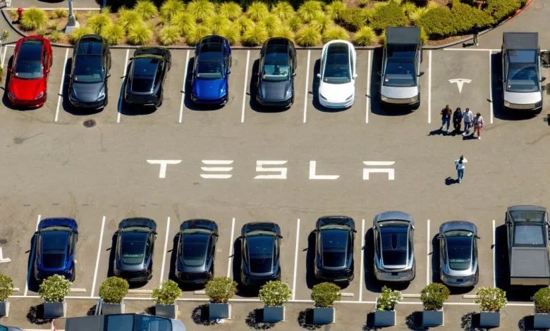After Tesla Fatally Crashes Into Home, Outrage on Capitol Hill