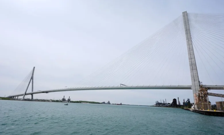 After Trump Threats, Opening of US-Canada Bridge Is Delayed
