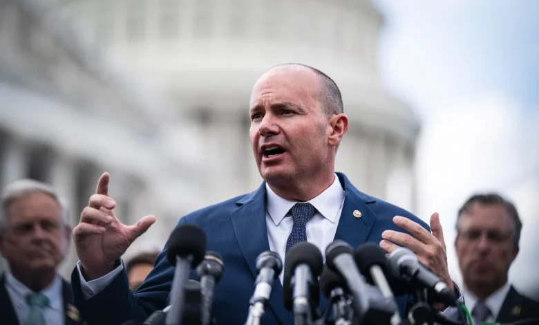 After outcry from Mormon lawmakers, Pentagon updates religious codes