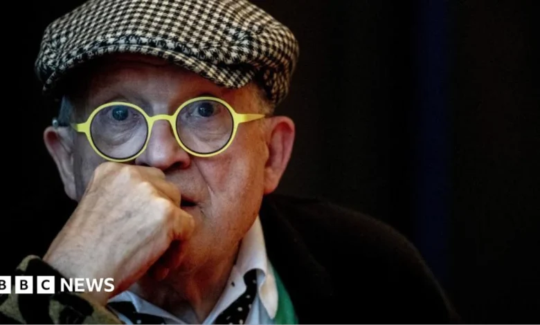 Artist David Hockney dies aged 88
