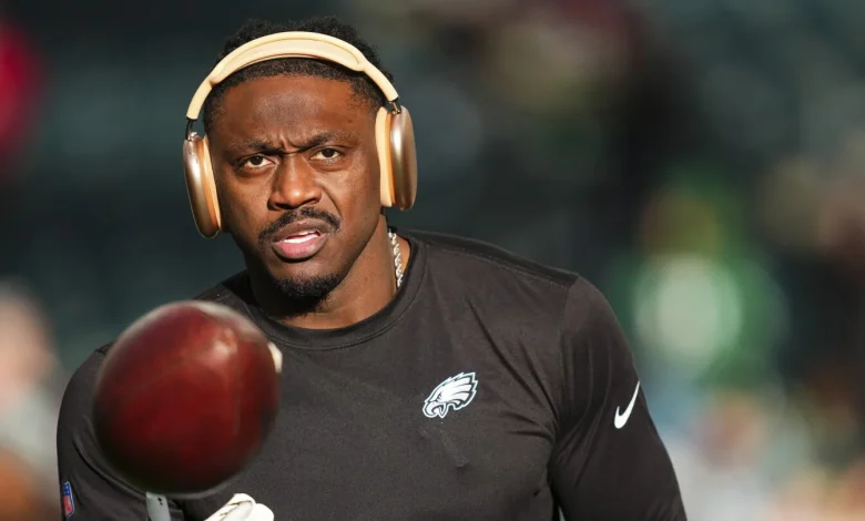 As trade looms, A.J. Brown is absent from Twitter