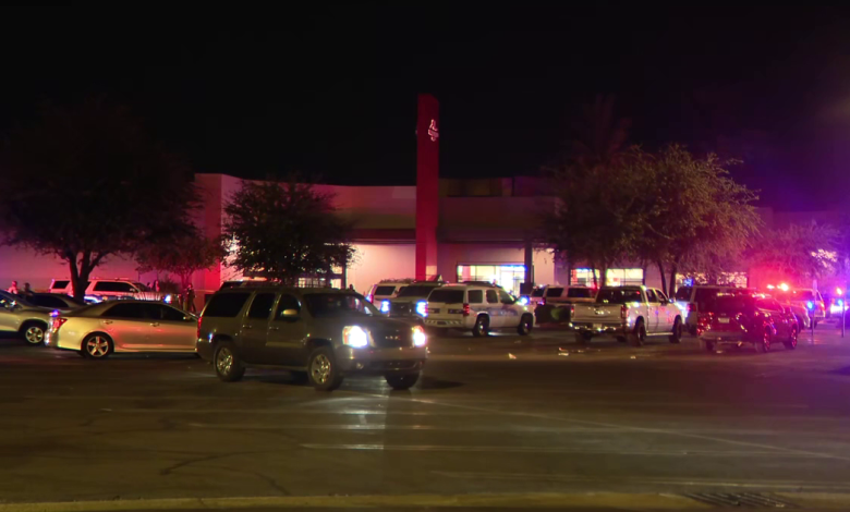 At least 1 seriously hurt in Desert Sky Mall shooting