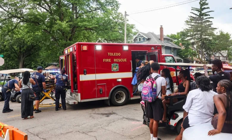 At least 12 people shot at Ohio street festival, suspects remain at large: police