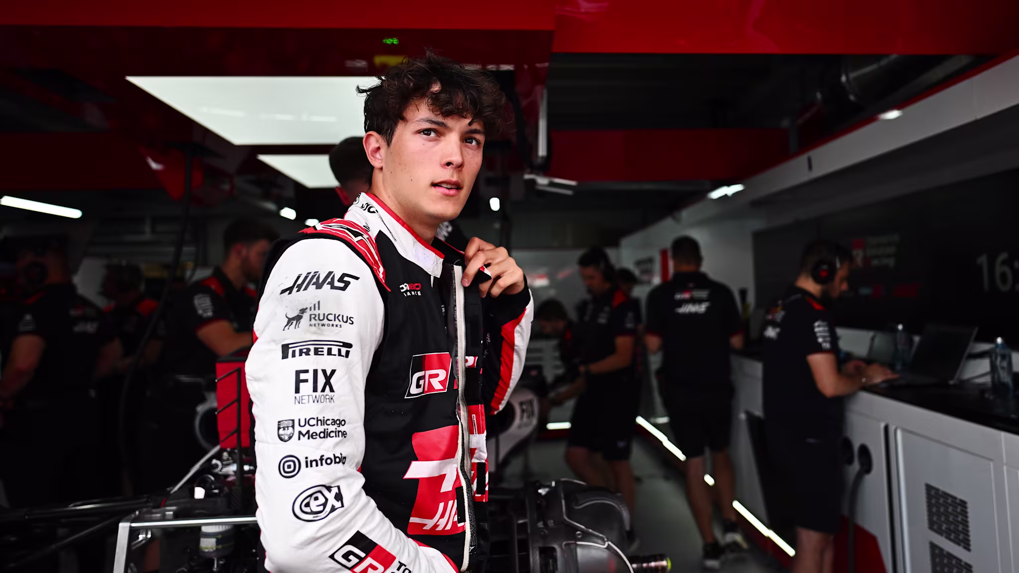 Bearman names 'target one day' amid Leclerc's new deal