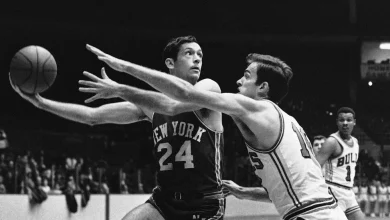 Bill Bradley, 2-Time Champion With the Knicks, Cheers on His Old Team in the Finals
