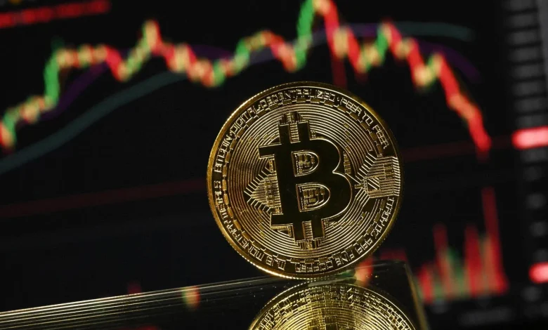 Bitcoin Drops Under $60,000—A First Since Late 2024