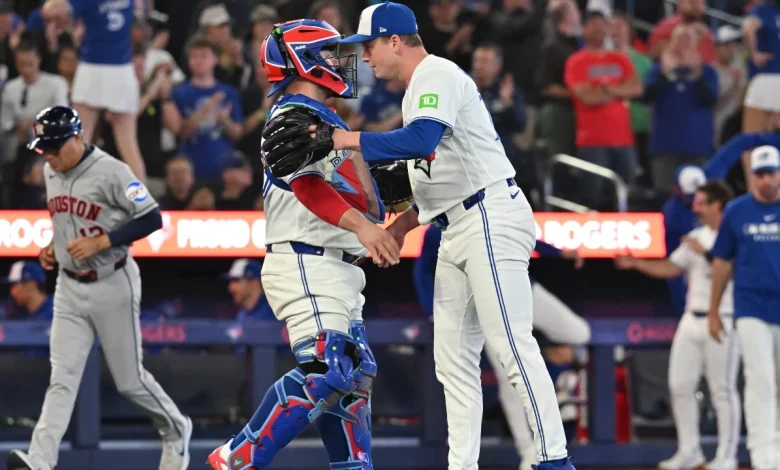 Blue Jays get back to .500 after bullpen shuts down Astros