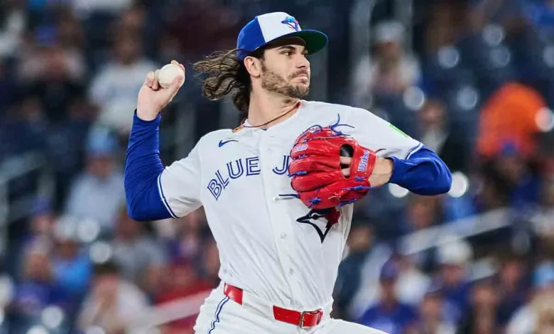 Blue Jays walk off Phillies behind Cease's dominant return
