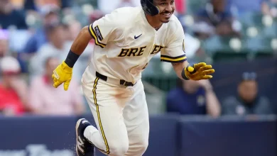 Brewers' David Hamilton letting legs do the work as he piles up bunt hits