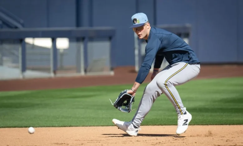 Brewers To Promote Cooper Pratt