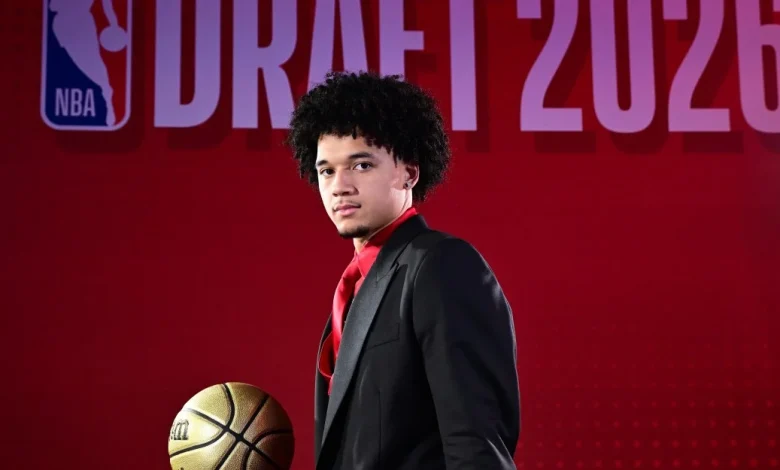 Bucks select Arizona’s Brayden Burries with No. 10 pick