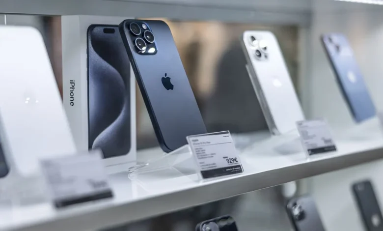 Buying a Used iPhone Makes More Sense Than Ever