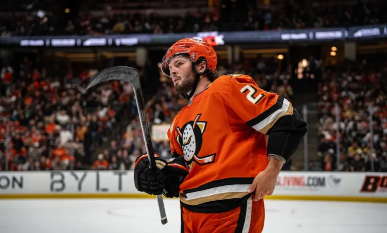 Canadiens New Trade Pitch Lands Big Center & Deals Top Prospect