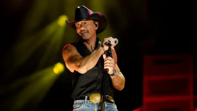 Carly Pearce, Tim McGraw bring old school flare to CMA Fest night 3
