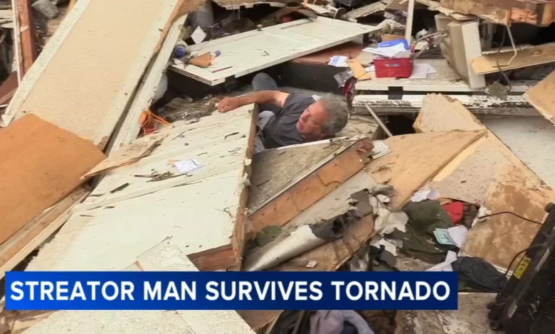 Chicago weather: Couple survives EF-3 tornado that destroyed home in Streator, Illinois, man rescued from collapsed home | VIDEO