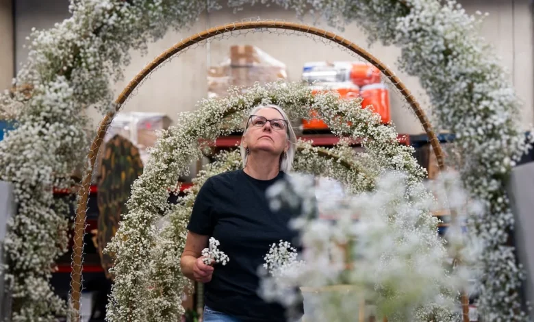 Combined Rose Festival parade brings mixed feelings