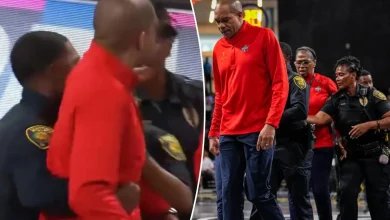 Cops escort Mystics coach Sydney Johnson off court after wild ejection