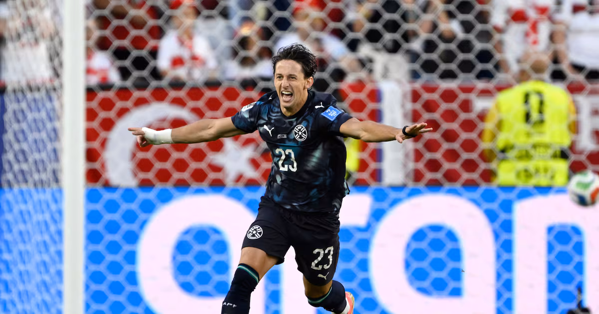Coupe du Monde de la FIFA 2026™ : le Paraguay survit à un carton rouge pour battre la Turquie