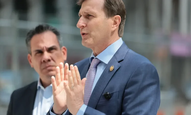 DOJ investigates after coffee shop bans congressman following visit