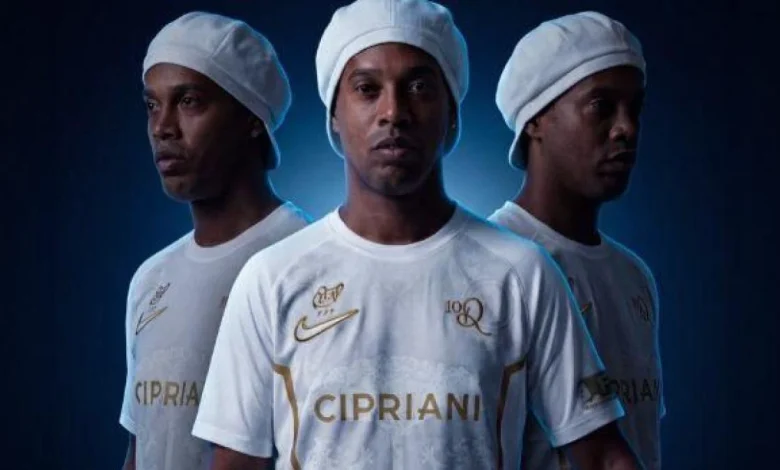 Da non credere, Ronaldinho a 46 anni firma col Ravenna in C! "Non vedo l'ora di giocare"