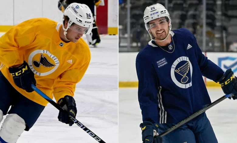 Dean, Peterson sign one-year extensions