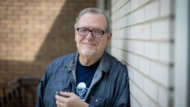 Des oreilles au bout des doigts | Plus qu’un devoir : 35 ans à écrire sur la chanson