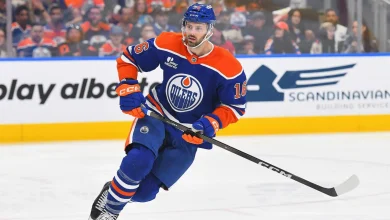 Dickinson signs 5-year, $20 million contract with Oilers