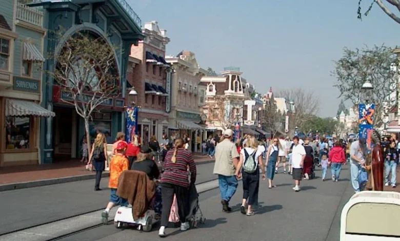 Disney Crowds Vanish, Theme Parks "Total Ghost Town" as Summer Begins