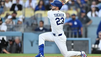Dodgers' Kyle Tucker leaves game with low back spasms