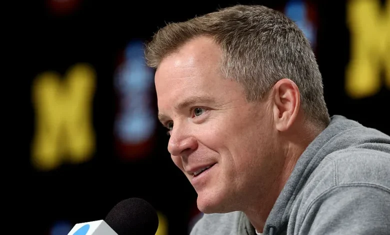 Dusty May news: Mavs hire coach, Michigan picks interim; possible candidates