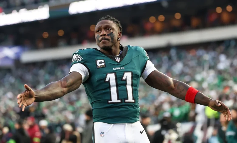 Eagles agree to trade A.J. Brown to Patriots for 2 picks