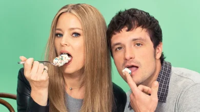Elizabeth Banks and Josh Hutcherson Reunite After 'The Hunger Games'