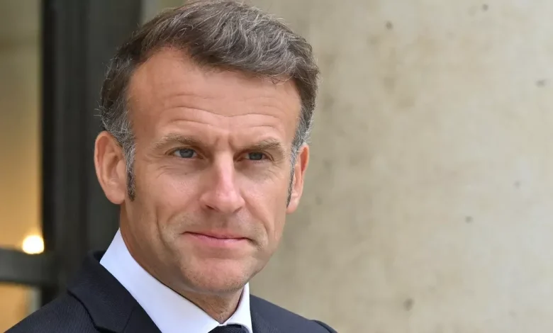 Emmanuel Macron fan de Kev Adams : son étonnant clin d’œil auquel personne ne s’attendait