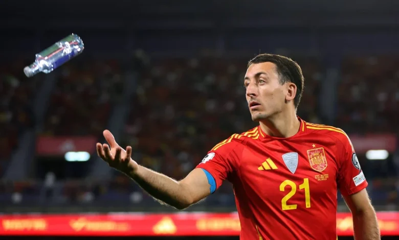 FIFA U-turns on World Cup water bottle policy, bans fans from bringing them into stadiums