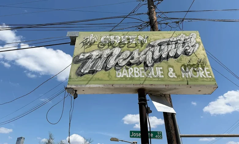 Family sues Austin BBQ restaurant after decayed pecan tree kills dad of 4