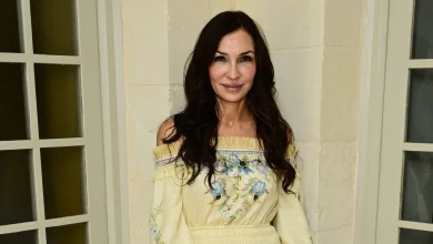 Famke Janssen on Bond Audition, Broken Ribs During Pierce Brosnan Scene
