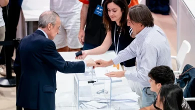 Florentino Pérez winning the election with around 65% of the votes, per exit polls