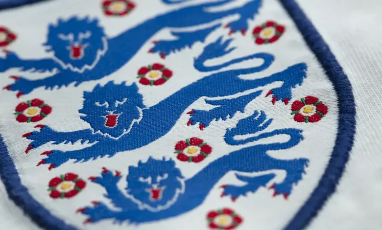 Former Liverpool player withdraws from England squad