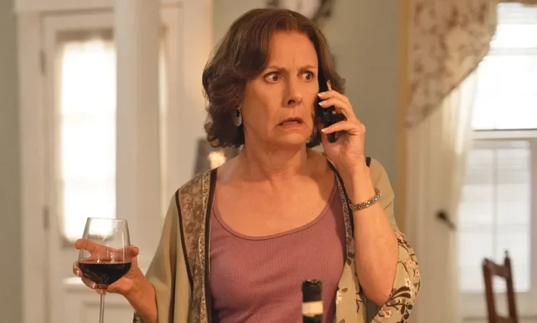 From ‘Scream 2’ and ‘Monster’ to ‘Big Mistakes,’ How Laurie Metcalf Has Mastered the Art of the Complicated Mother