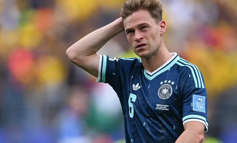 German legend calls for Joshua Kimmich to play midfield