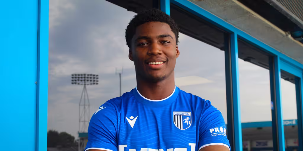 Gills sign Zane Albarus from Brighton