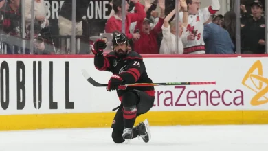 Golden Knights 3 – Hurricanes 4 (P) | La bête s’est réveillée