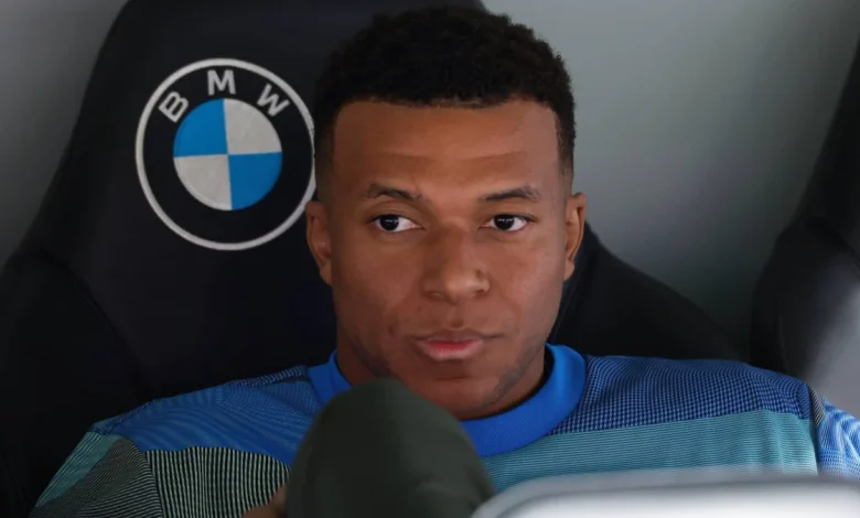 “He’s the best”: Ex-Real Madrid player calls out Mbappé treatment