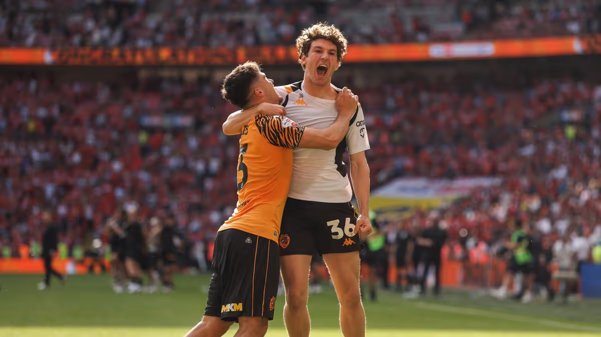 Hull City loan star opens up on Liverpool future after Arne Slot sacking