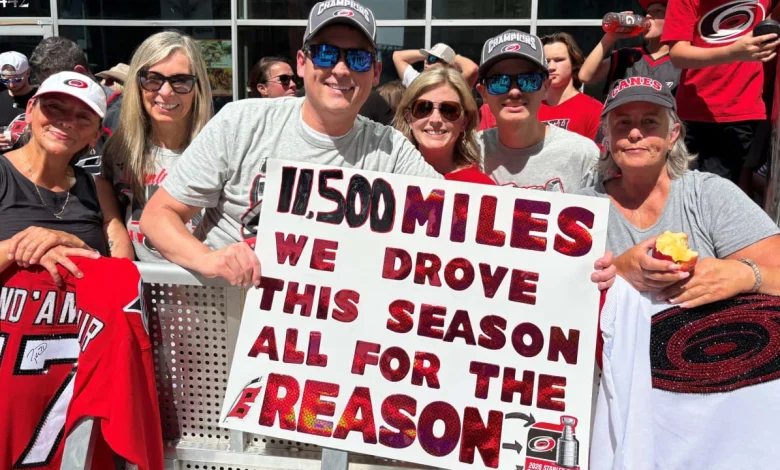 Hurricanes fans cheer on Stanley Cup champions at parade
