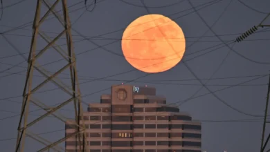 In Photos: ‘Blue Moon’ Rises Around The World