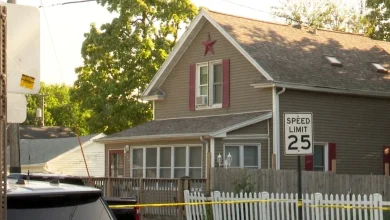 Iowa gunman suspected of killing 6 family members then himself